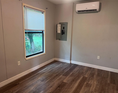 115 W Mulberry Avenue - Photo Thumbnail 9
