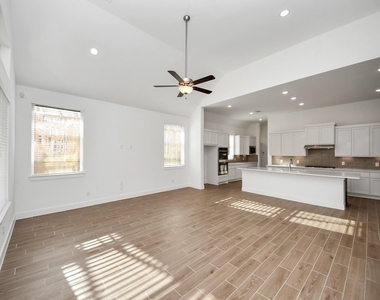 25026 Midnight Willow - Photo Thumbnail 20