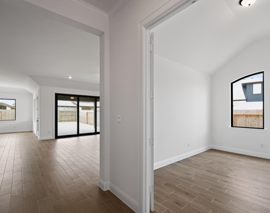 16231 Sheridan River Trail - Photo Thumbnail 38