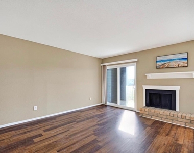 18511 Egret Bay Boulevard - Photo Thumbnail 3