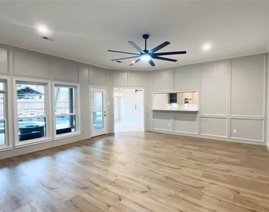 39 Silent Brook Place - Photo Thumbnail 11