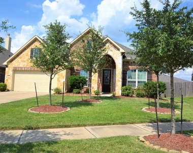 7219 Pearl Terrace Lane - Photo Thumbnail 31