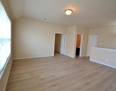7219 Pearl Terrace Lane - Photo Thumbnail 38
