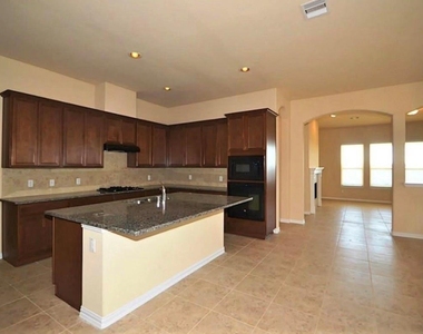 7219 Pearl Terrace Lane - Photo Thumbnail 5