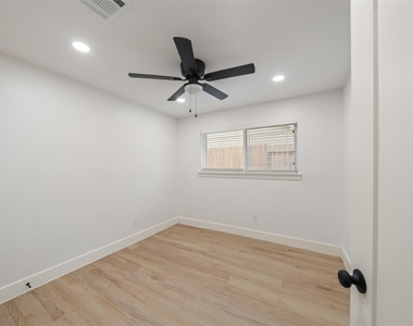 9323 Portal Drive - Photo Thumbnail 25