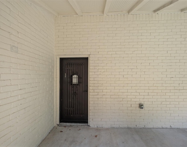 9323 Portal Drive - Photo Thumbnail 29
