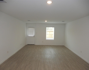 21369 Carosella Drive - Photo Thumbnail 1