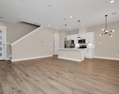 1235 W Tidwell Road - Photo Thumbnail 5