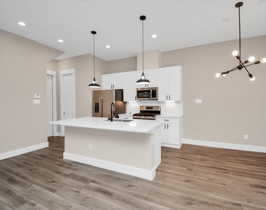 1235 W Tidwell Road - Photo Thumbnail 8