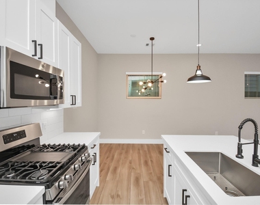 1235 W Tidwell Road - Photo Thumbnail 11