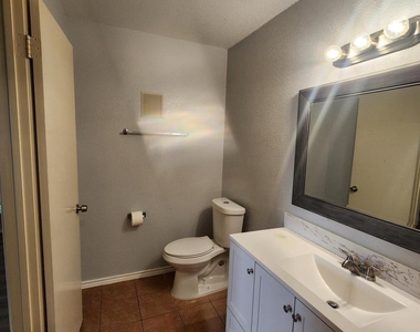5665 Birchmont Drive - Photo Thumbnail 14