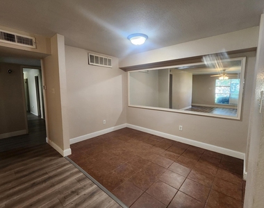 5665 Birchmont Drive - Photo Thumbnail 20