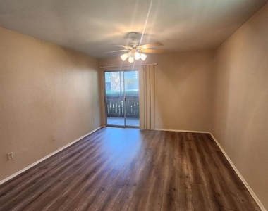 5665 Birchmont Drive - Photo Thumbnail 18