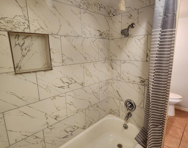 5665 Birchmont Drive - Photo Thumbnail 16