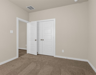 18095 Martin Pines Dr - Photo Thumbnail 19