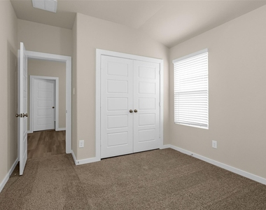18095 Martin Pines Dr - Photo Thumbnail 21