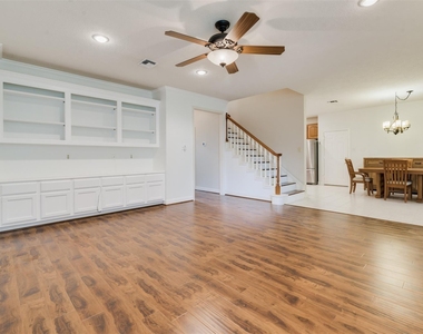 1703 Stemply Court - Photo Thumbnail 4