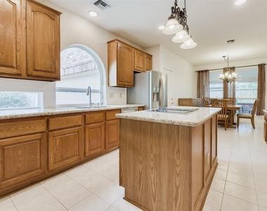 1703 Stemply Court - Photo Thumbnail 8