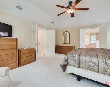 1703 Stemply Court - Photo Thumbnail 21