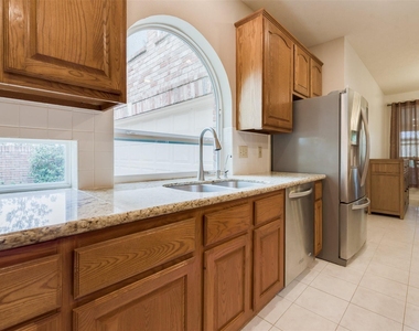 1703 Stemply Court - Photo Thumbnail 14