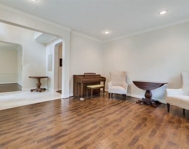 1703 Stemply Court - Photo Thumbnail 17