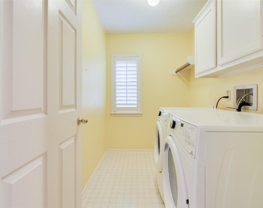 1703 Stemply Court - Photo Thumbnail 35