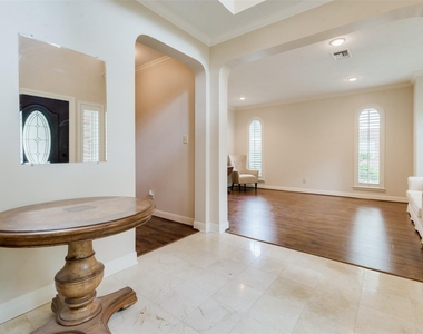 1703 Stemply Court - Photo Thumbnail 6