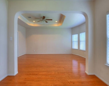 4711 Bellows View Drive - Photo Thumbnail 16