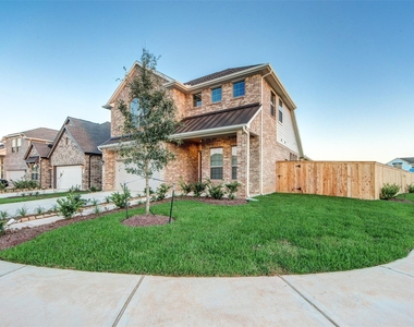 8706 Fox Trail Drive - Photo Thumbnail 1