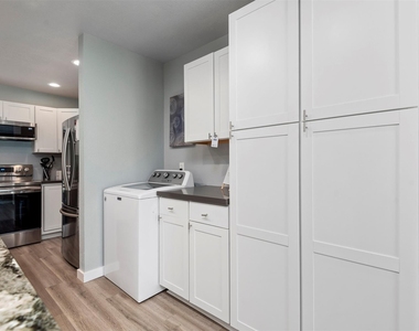 13151 Walden Road - Photo Thumbnail 7