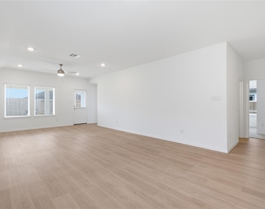 9030 Shady Cabana Way - Photo Thumbnail 10