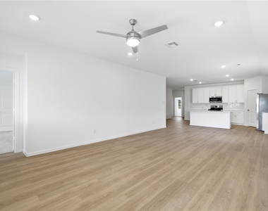 9030 Shady Cabana Way - Photo Thumbnail 12