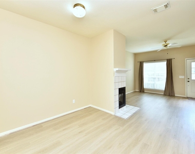 2930 Grants Lake Boulevard - Photo Thumbnail 7