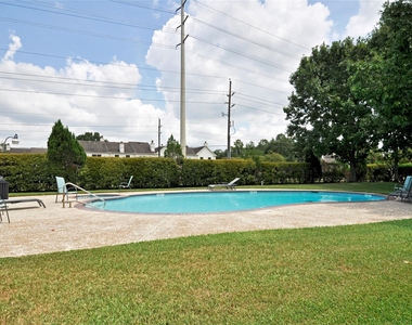 2930 Grants Lake Boulevard - Photo Thumbnail 24