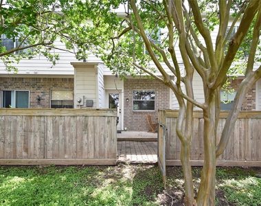 2930 Grants Lake Boulevard - Photo Thumbnail 21