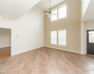 20306 Baytide Court - Photo Thumbnail 4
