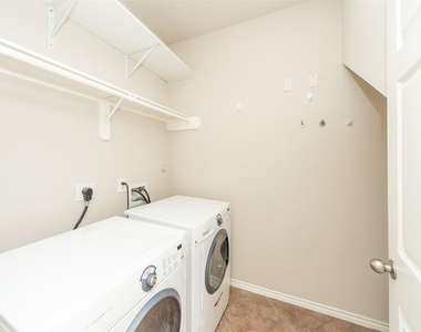 20306 Baytide Court - Photo Thumbnail 18