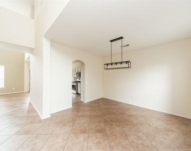 20306 Baytide Court - Photo Thumbnail 3
