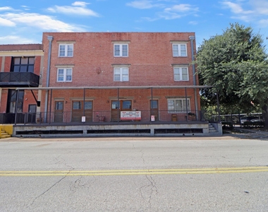 1011 Wood Street - Photo Thumbnail 1
