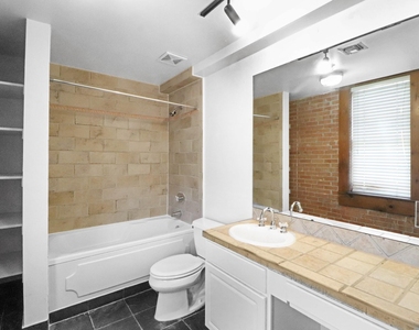 1011 Wood Street - Photo Thumbnail 8