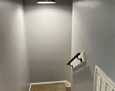 7273 Chasewood Drive - Photo Thumbnail 10