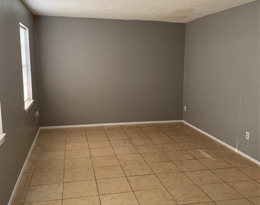 7273 Chasewood Drive - Photo Thumbnail 20
