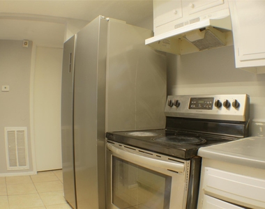 7273 Chasewood Drive - Photo Thumbnail 12