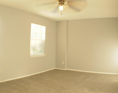 7273 Chasewood Drive - Photo Thumbnail 20