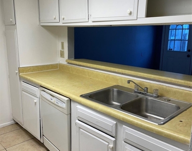 7273 Chasewood Drive - Photo Thumbnail 25