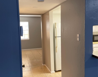 7273 Chasewood Drive - Photo Thumbnail 5