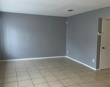7273 Chasewood Drive - Photo Thumbnail 23