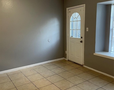 7273 Chasewood Drive - Photo Thumbnail 7