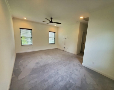 2 Hermann Park Court - Photo Thumbnail 13
