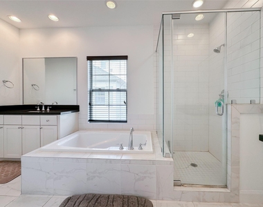 2 Hermann Park Court - Photo Thumbnail 18